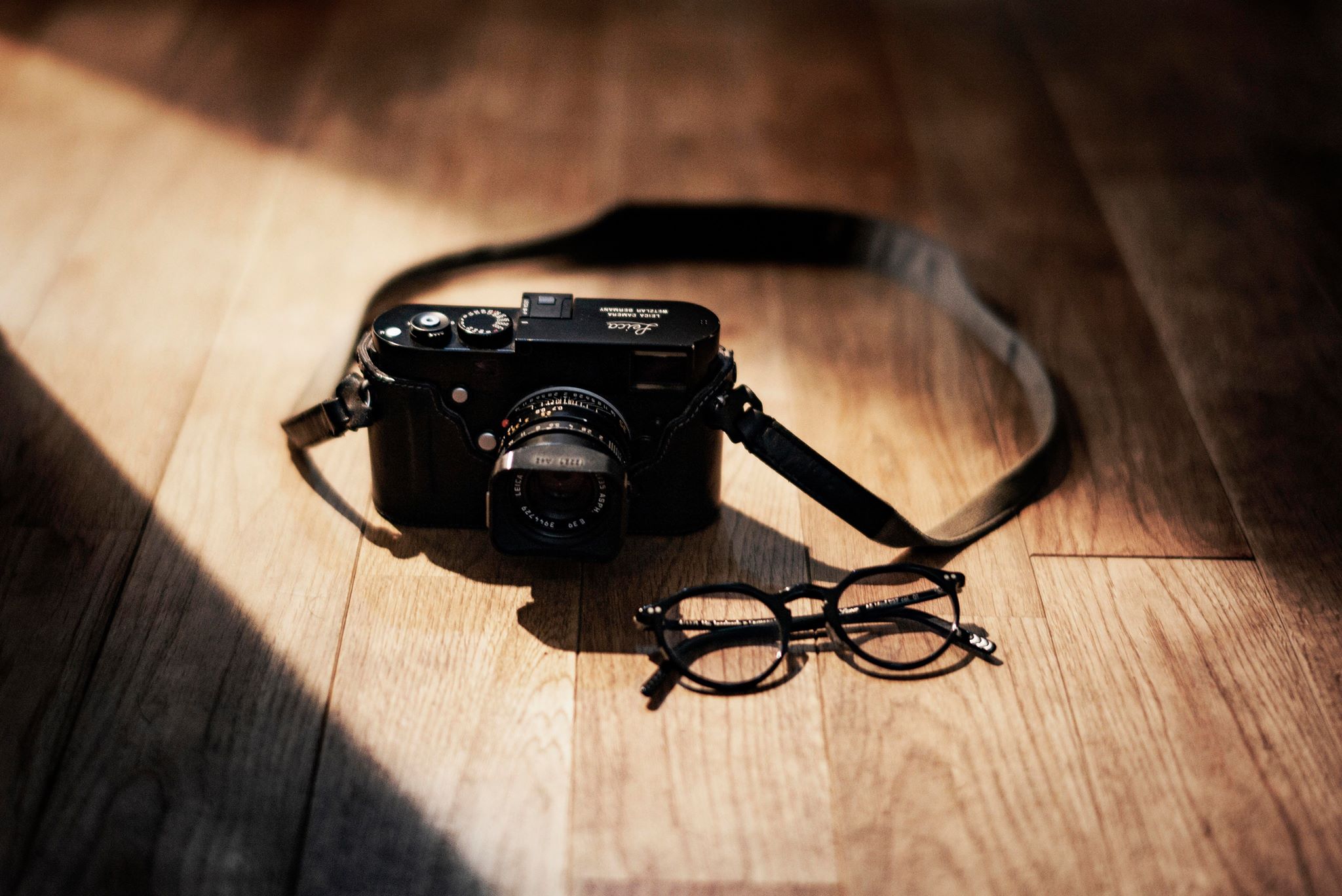 スイス堂　スイスドウ　メガネ　眼鏡　めがね　眼鏡屋　メガネ屋　サングラス 時計　時計屋　東京 仙川　東京　調布　京王線　つつじヶ丘　千歳烏山　成城　世田谷　アンバレンタイン ANNEetVALENTIN マイキータ　　MYKITA ディータ DITA トムブラウン THOMBROWNE テオ THEO トラクション TRACTION レスカ LESCA ジャポニスム JAPONISM ベセペセ BCPC ミューゲ MUGUET スペックエスパス SPECESPACE オークリー OAKLEY エフェクター EFFECTOR マサヒロマルヤマ MASAHIROMARUYAMA ユウイチトヤマ YUICHITOYAMA デュアル DJUAL マイスドロートウキョウ MicedrawTokyo タレックス TALEX カールツァイス Carl Zeiss セイコー SEIKO ホヤ HOYA ニコン NIKON 二デック NIDEK 無相創 大杉漣 大杉隼平 日本　福井　福井県　鯖江　鯖江市　フランス　パリ　ドイツ　ベルリン　ベルギー アントワープ　アメリカ　ニューヨーク　ロサンゼルス　古道具　アンティーク　ビンテージ　無垢材　オーク　インダストリアル　多肉植物　多肉　サボテン　水耕栽培　ドライフラワー　アグラオネマ　 花　店舗改装 SEYRIG Lesca LUNETIER “Vintage Crown Panto Black 6mm”　MYKITA DAMIR DOMA BRADFIELD 丸めがね　工場　鯖江　金沢　福井県　BARNS SEIKO 銀座　時計塔 WAKO 全国一位 表彰 　Lunor ルノア ドイツ THOMBROWNE 2018AW 大杉漣　教誨師 写真展 錆鉄御納戸(Sabitetsuonando) 鎚目 ポストカード　メガネ拭き JAPONISM BCPC MUGUET KIDS キッズ　子供用メガネ　子供　photo by Shumpei Ohsugi サンタ　サンタクロース　クリスマス　ハーバリウム feellog log blue water flowers 正月飾り LOVISA ライカ　leiica 徳島　藍染 MONDAINE SWISS WATCH スイス モンディーン BRUTUS ブルータス 雑誌 漣さん　眼鏡　ベルギー　アントワープ　サンプル Dunedin Station udon うどん