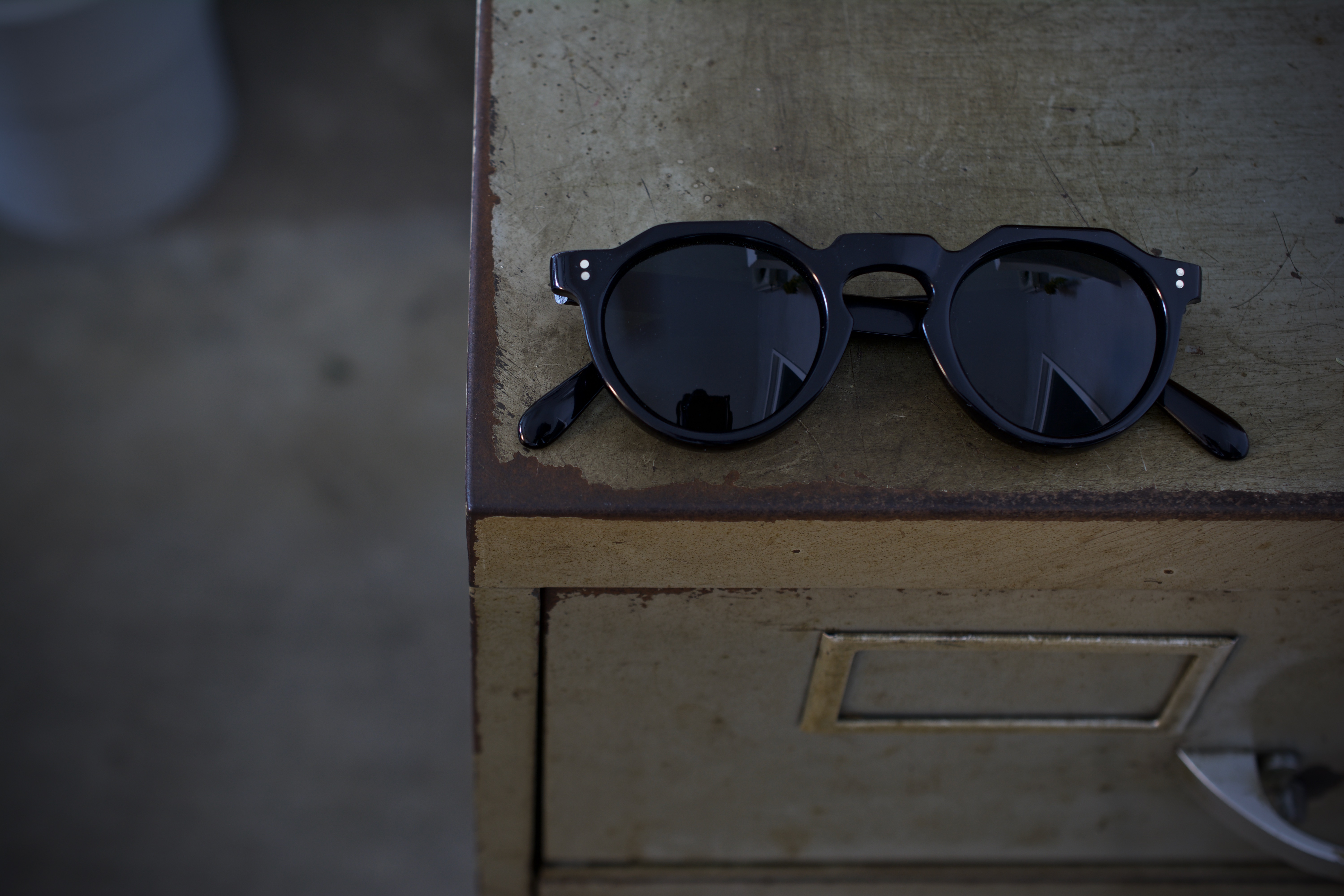 スイス堂　スイスドウ　メガネ　眼鏡　めがね　眼鏡屋　メガネ屋　サングラス 時計　時計屋　東京 仙川　東京　調布　京王線　つつじヶ丘　千歳烏山　成城　世田谷　アンバレンタイン ANNEetVALENTIN マイキータ　　MYKITA ディータ DITA トムブラウン THOMBROWNE テオ THEO トラクション TRACTION レスカ LESCA ジャポニスム JAPONISM ベセペセ BCPC ミューゲ MUGUET スペックエスパス SPECESPACE オークリー OAKLEY エフェクター EFFECTOR マサヒロマルヤマ MASAHIROMARUYAMA ユウイチトヤマ YUICHITOYAMA デュアル DJUAL マイスドロートウキョウ MicedrawTokyo タレックス TALEX カールツァイス Carl Zeiss セイコー SEIKO ホヤ HOYA ニコン NIKON 二デック NIDEK 無相創 大杉漣 大杉隼平 日本　福井　福井県　鯖江　鯖江市　フランス　パリ　ドイツ　ベルリン　ベルギー アントワープ　アメリカ　ニューヨーク　ロサンゼルス　古道具　アンティーク　ビンテージ　無垢材　オーク　インダストリアル　多肉植物　多肉　サボテン　水耕栽培　ドライフラワー　アグラオネマ　 花　店舗改装 SEYRIG Lesca LUNETIER “Vintage Crown Panto Black 6mm”　MYKITA DAMIR DOMA BRADFIELD 丸めがね　工場　鯖江　金沢　福井県　BARNS SEIKO 銀座　時計塔 WAKO 全国一位 表彰 　Lunor ルノア ドイツ THOMBROWNE 2018AW 大杉漣　教誨師 写真展 錆鉄御納戸(Sabitetsuonando) 鎚目 ポストカード　メガネ拭き JAPONISM BCPC MUGUET KIDS キッズ　子供用メガネ　子供　photo by Shumpei Ohsugi サンタ　サンタクロース　クリスマス　ハーバリウム feellog log blue water flowers 正月飾り LOVISA ライカ　leiica 徳島　藍染 MONDAINE SWISS WATCH スイス モンディーン BRUTUS ブルータス 雑誌 漣さん　眼鏡　ベルギー　アントワープ　サンプル Dunedin Station udon うどん