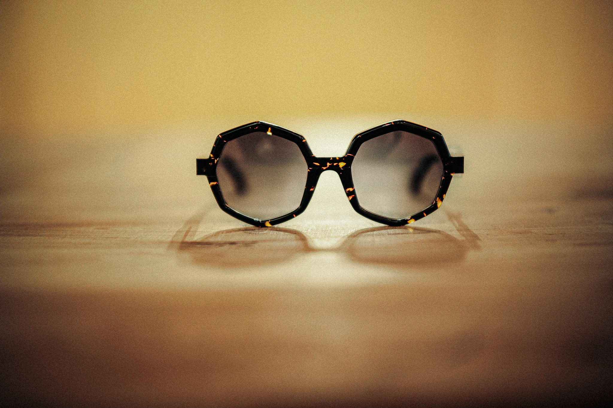 スイス堂 スイスドウ メガネ 眼鏡 めがね 眼鏡屋 メガネ屋 サングラス 時計 時計屋 東京 仙川 東京 調布 京王線 つつじヶ丘 千歳烏山 成城 世田谷 アンバレンタイン ANNEetVALENTIN マイキータ MYKITA ディータ DITA トムブラウン THOMBROWNE テオ THEO トラクション TRACTION レスカ LESCA ジャポニスム JAPONISM ベセペセ BCPC ミューゲ MUGUET スペックエスパス SPECESPACE オークリー OAKLEY エフェクター EFFECTOR マサヒロマルヤマ MASAHIROMARUYAMA ユウイチトヤマ YUICHITOYAMA デュアル DJUAL マイスドロートウキョウ MicedrawTokyo タレックス TALEX カールツァイス Carl Zeiss セイコー SEIKO ホヤ HOYA ニコン NIKON 二デック NIDEK 無相創 大杉漣 大杉隼平 日本 福井 福井県 鯖江 鯖江市 フランス パリ ドイツ ベルリン ベルギー アントワープ アメリカ ニューヨーク ロサンゼルス 古道具 アンティーク ビンテージ 無垢材 オーク インダストリアル 多肉植物 多肉 サボテン 水耕栽培 ドライフラワー アグラオネマ 花 店舗改装 SEYRIG Lesca LUNETIER “Vintage Crown Panto Black 6mm” MYKITA DAMIR DOMA BRADFIELD 丸めがね 工場 鯖江 金沢 福井県 BARNS SEIKO 銀座 時計塔 WAKO 全国一位 表彰 Lunor ルノア ドイツ THOMBROWNE 2018AW 大杉漣 教誨師 写真展 錆鉄御納戸(Sabitetsuonando) 鎚目 ポストカード メガネ拭き JAPONISM BCPC MUGUET KIDS キッズ 子供用メガネ 子供 photo by Shumpei Ohsugi サンタ サンタクロース クリスマス ハーバリウム feellog log blue water flowers 正月飾り LOVISA ライカ leiica 徳島 藍染 MONDAINE SWISS WATCH スイス モンディーン BRUTUS ブルータス 雑誌 漣さん 眼鏡 ベルギー アントワープ サンプル Dunedin Station udon うどん 徳島 新聞 カレンダー 藍染 平成 令和 JUST SING blue water flowers ROBERT MARC 御木 惇史 雨と山 ドラマー UNITED ライカ LEICA M 紫外線 対策 トランクショー 丸田ストアー 小金井 JAPONISM sence 写真集 ヴィンテージ フォトコンテスト 狛江 世田谷 成城 つつじヶ丘 blue water flowers 西荻窪 ふたあい 藍 藍染 NOHGA HOTEL UENO 1st Anniversary PARTY スペックエスパス specespace micedraw マイスドロー トウキョウ クリスマス 限定 サンキライ 年末年始 wonton ワンタン P4 CP+ super pose REBUILD メリークリスマス クリスマス Merry Christmas 2020 フリーマーケット モギ シンゴ 宍戸錠 伊勢丹 新宿 山吹 花 マルタンマルジェラ Maison Margiela テレワーク 在宅勤務 家メガネ セルロイド チャリティー Tシャツ EYEVAN アイヴァン チャリティー Tシャツ GERNOT LINDNER ゲルノットリンドナー 代官山 代官山スタジオ 徳島 阿波銀行 さばえ めがね キャンペーン PICA P38 P21 ICON OGRE GAB2 HERI GASTON BURT TORO LA CORB'S VINTAGE 1964 EYEVAN7285 10eyevan MYKITA & BERNHARD WILLHELM DAISUKE HERI Jacques Durand PAQUES LEVANT SAKHALINE FORMAT 猫 ネコ ねこ 前川國男 東京都美術館 ROCHET ロシェ 時計バンド KAN SANO spinach Awesome City Club PICAS 今井朋彦 アーモンド 上勝 こどもの一生 下北カオスビール スーパーOzeki 京王ストア TOGA トーガ 夜を走る サーモント ブロー plantin Eyevol SYBIL アド街ック天国 冬薔薇 宇津木えり eriutsugi PayPay 真美堂手塚箔押所 佐々木希 ミモザ NORUT