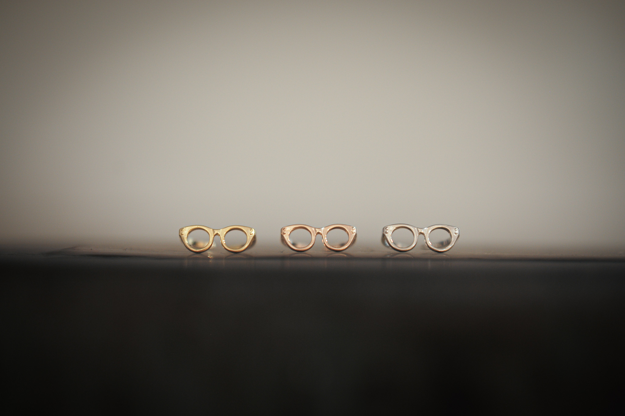 スイス堂　スイスドウ　メガネ　眼鏡　めがね　眼鏡屋　メガネ屋　サングラス 時計　時計屋　東京 仙川　東京　調布　京王線　つつじヶ丘　千歳烏山　成城　世田谷　アンバレンタイン ANNEetVALENTIN マイキータ　　MYKITA ディータ DITA トムブラウン THOMBROWNE テオ THEO トラクション TRACTION レスカ LESCA ジャポニスム JAPONISM ベセペセ BCPC ミューゲ MUGUET スペックエスパス SPECESPACE オークリー OAKLEY エフェクター EFFECTOR マサヒロマルヤマ MASAHIROMARUYAMA ユウイチトヤマ YUICHITOYAMA デュアル DJUAL マイスドロートウキョウ MicedrawTokyo タレックス TALEX カールツァイス Carl Zeiss セイコー SEIKO ホヤ HOYA ニコン NIKON 二デック NIDEK 無相創 大杉漣 大杉隼平 日本　福井　福井県　鯖江　鯖江市　フランス　パリ　ドイツ　ベルリン　ベルギー アントワープ　アメリカ　ニューヨーク　ロサンゼルス　古道具　アンティーク　ビンテージ　無垢材　オーク　インダストリアル　多肉植物　多肉　サボテン　水耕栽培　ドライフラワー　アグラオネマ　 花　店舗改装 SEYRIG Lesca LUNETIER “Vintage Crown Panto Black 6mm”　MYKITA DAMIR DOMA BRADFIELD 丸めがね　工場　鯖江　金沢　福井県　BARNS SEIKO 銀座　時計塔 WAKO 全国一位 表彰 　Lunor ルノア ドイツ THOMBROWNE 2018AW 大杉漣　教誨師 写真展 錆鉄御納戸(Sabitetsuonando) 鎚目 ポストカード　メガネ拭き JAPONISM BCPC MUGUET KIDS キッズ　子供用メガネ　子供　photo by Shumpei Ohsugi サンタ　サンタクロース　クリスマス　ハーバリウム feellog log blue water flowers 正月飾り LOVISA ライカ　leiica 徳島　藍染 MONDAINE SWISS WATCH スイス モンディーン BRUTUS ブルータス 雑誌 漣さん　眼鏡　ベルギー　アントワープ　サンプル Dunedin Station udon うどん 徳島　新聞　カレンダー　藍染 平成　令和 JUST SING blue water flowers ROBERT MARC 御木 惇史　雨と山　ドラマー UNITED ライカ　LEICA M 紫外線　対策　トランクショー　丸田ストアー　小金井 JAPONISM sence 写真集　ヴィンテージ　フォトコンテスト 狛江　世田谷　成城　つつじヶ丘　blue water flowers 西荻窪　ふたあい 藍　藍染 NOHGA HOTEL UENO 1st Anniversary PARTY スペックエスパス specespace micedraw マイスドロー　トウキョウ クリスマス　限定　サンキライ　年末年始 wonton ワンタン P4 CP+ super pose REBUILD メリークリスマス　クリスマス　Merry Christmas ２０２０　フリーマーケット　モギ　シンゴ 宍戸錠 伊勢丹 新宿 山吹 花 マルタンマルジェラ Maison Margiela　テレワーク 在宅勤務 家メガネ セルロイド　チャリティー　Tシャツ EYEVAN アイヴァン チャリティー Ｔシャツ GERNOT LINDNER ゲルノットリンドナー 代官山　代官山スタジオ　徳島　阿波銀行　さばえ　めがね　キャンペーン PICA P38 P21 ICON OGRE GAB2 HERI GASTON BURT TORO LA CORB'S VINTAGE 1964 EYEVAN7285 10eyevan MYKITA & BERNHARD WILLHELM DAISUKE HERI Jacques Durand PAQUES LEVANT SAKHALINE FORMAT 猫 ネコ ねこ 前川國男　東京都美術館 ROCHET ロシェ 時計バンド KAN SANO spinach Awesome City Club PICAS　今井朋彦　アーモンド 上勝　こどもの一生 下北カオスビール スーパーOzeki 京王ストア TOGA トーガ　夜を走る サーモント　ブロー　plantin Eyevol SYBIL アド街ック天国 冬薔薇 宇津木えり eriutsugi PayPay 真美堂手塚箔押所　佐々木希 ミモザ NORUT モードオプティーク MODE OPTIQUE PICA ピカ　有吉くんの正直さんぽ 御木惇史 Hao's Optical 台湾 FOR YOU DJ YAS KEMURIPRODUCTIONS